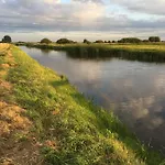 Zen Bed & Breakfast Lage Zwaluwe